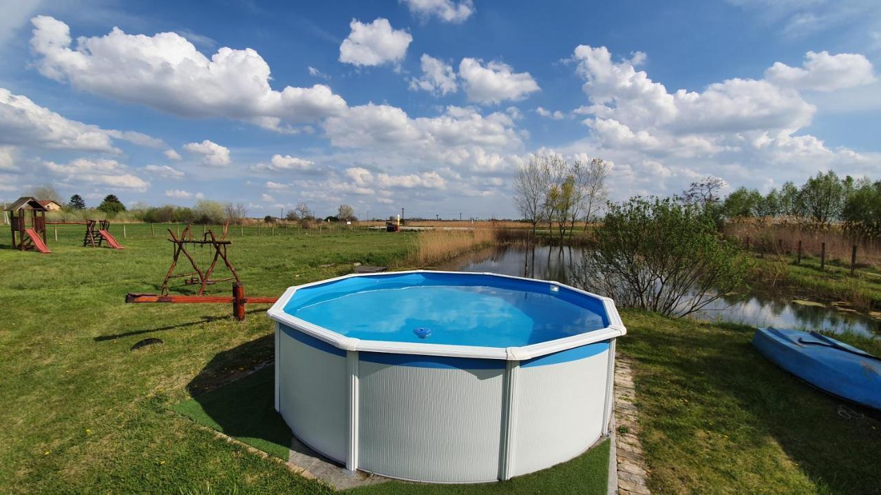 Etno Salas - Etno Ranch - Seosko Turisticko Domacinstvo Villa Palić Exterior foto
